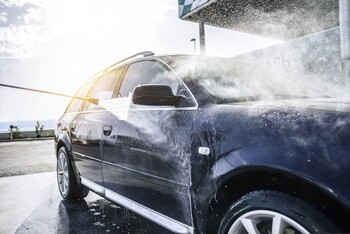 Exterior Vehicle Cleaning in Saint Paul, Minnesota