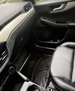 Interior Detailing in Minneapolis, MN (2)